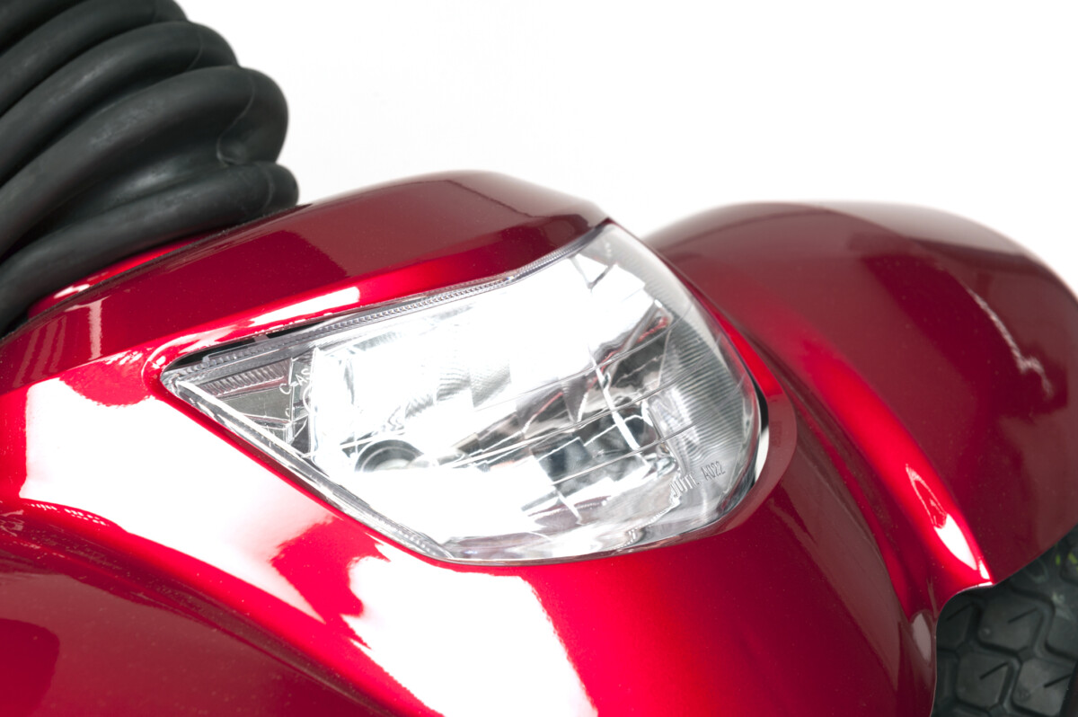 Ceres Special Edition Red -front light detail